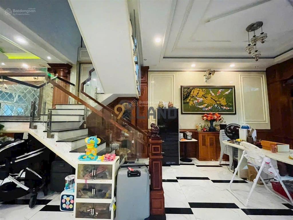 Nhà cực đẹp  rộng sân vườn 8,6x22m đặng văn bi bình thọ  khu vip phù hợp ở dân trí 12 tỷ