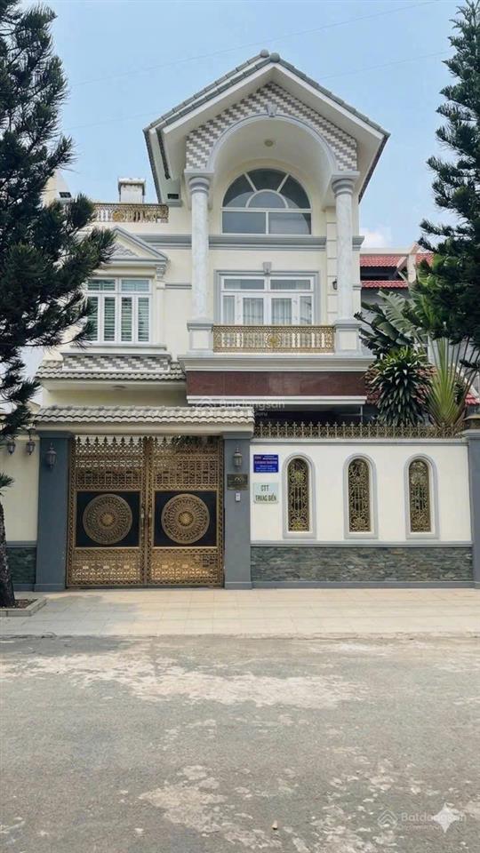 Bán biệt thự đẹp 8x21,5m kdc vip sang trọng  3 tầng kiên cố rộng cần việc bán gấp 18 tỷ.