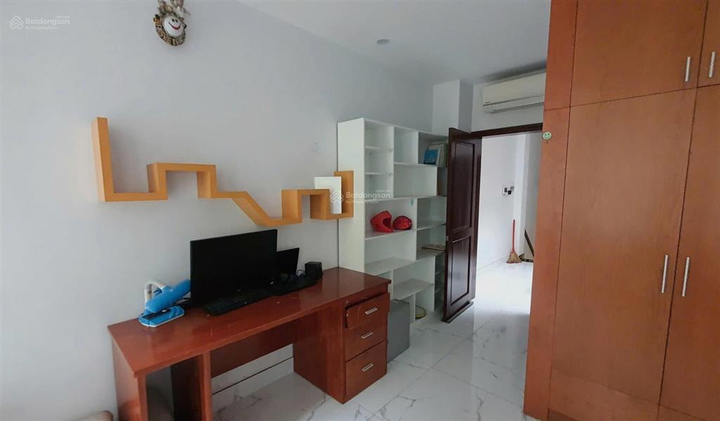 Cần tiền giảm 1 tỷ bán gấp nhà mt linh chiểu  3t đẹp khu kinh doanh. 14,5 tỷ bán gấp xử lý việc