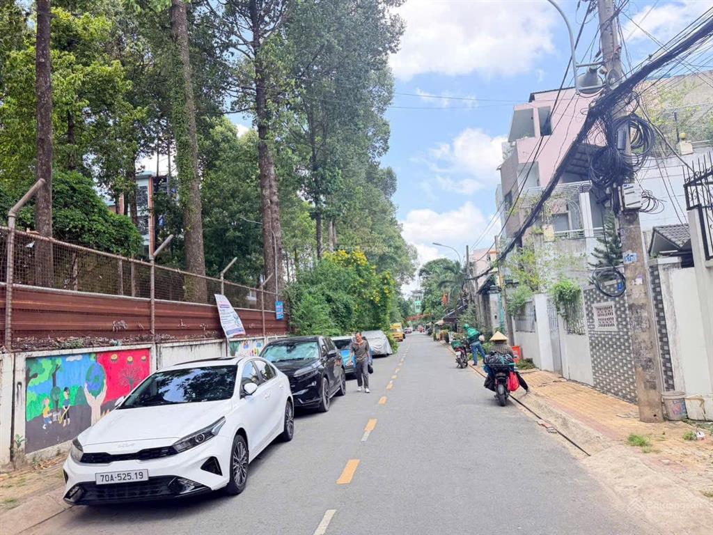 Cần tiền giảm 1 tỷ bán gấp nhà mt linh chiểu  3t đẹp khu kinh doanh. 14,5 tỷ bán gấp xử lý việc