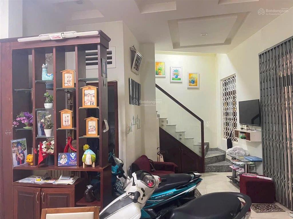 Nhà cực hiếm bán bình thọ thủ đức  3 tầng, đường nhựa ngay ga metro chỉ 5,9 tỷ 3 tầng 8x6,5m