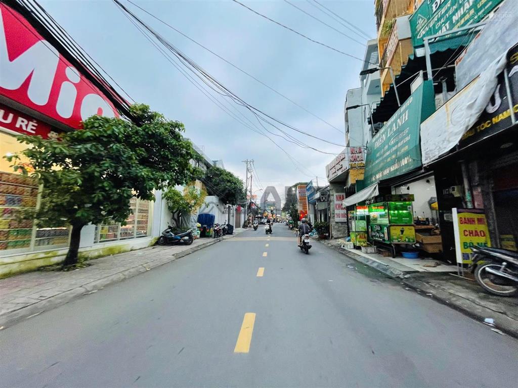 Bán nhà 3 tầng  hxh 7m  sát hoàng diệu 2  khu dân cư vip  an ninh  đồng bộ  vỉa hè rộng