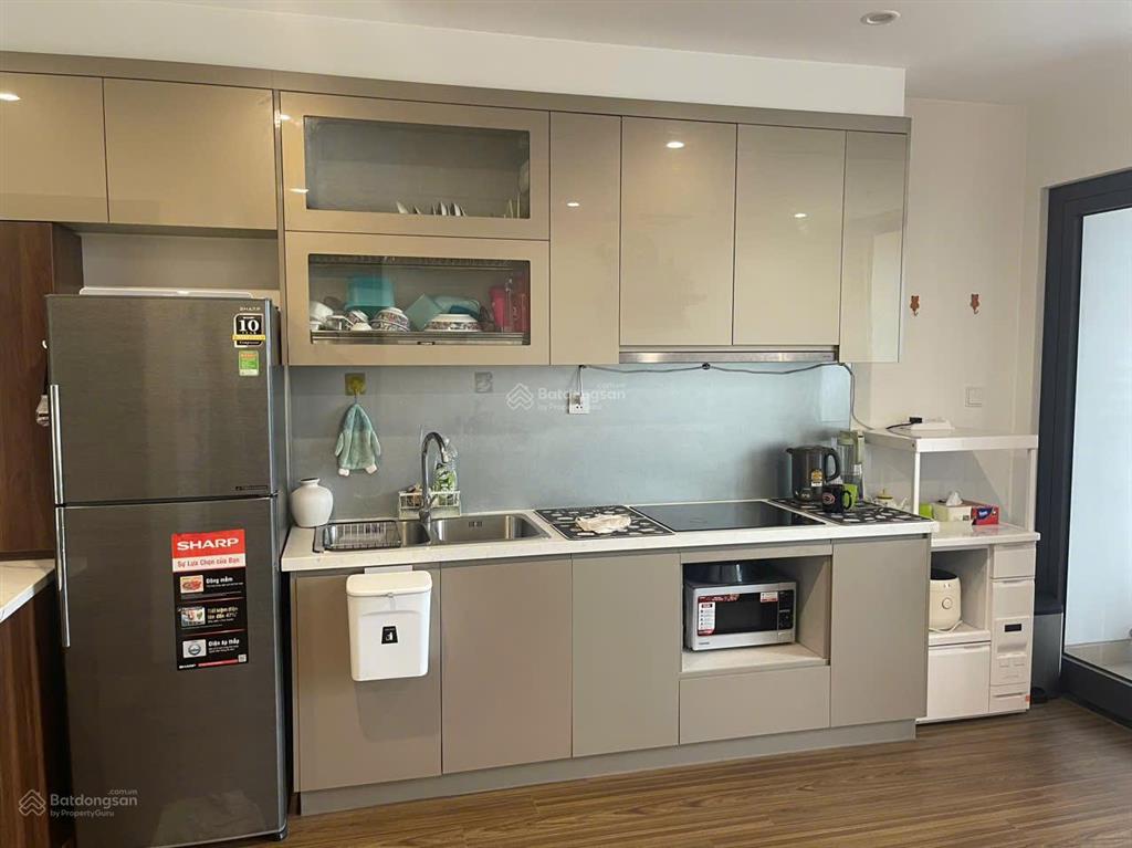 Giá sốc!!!! chính chủ bán căn hộ vinhomes west point w1 69m2  ban công đông nam giá 7,1 tỷ bao phí