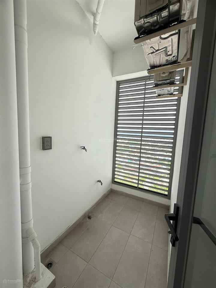 Chủ kẹt tiền cần bán căn hộ happy one central, 68,9m² 2pn 2wc, giá tốt, sổ sẵn
