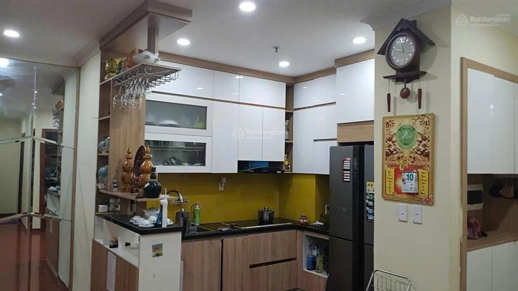 Cho thuê căn hộ 2pn usilk văn khê hà đông  94m2  full đồ  giá chỉ 11 triệu/tháng