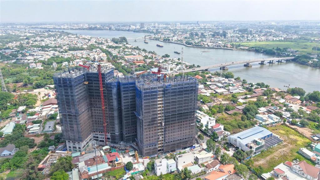Bán căn hộ tầng 24 diện tích 51,5m2, view sông cao sáng thoáng mát cả ngày, cc fresia riverside.