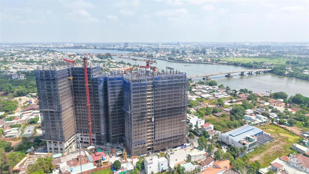 Bán căn hộ tầng 24 diện tích 51,5m2, view sông cao sáng thoáng mát cả ngày, cc fresia riverside.