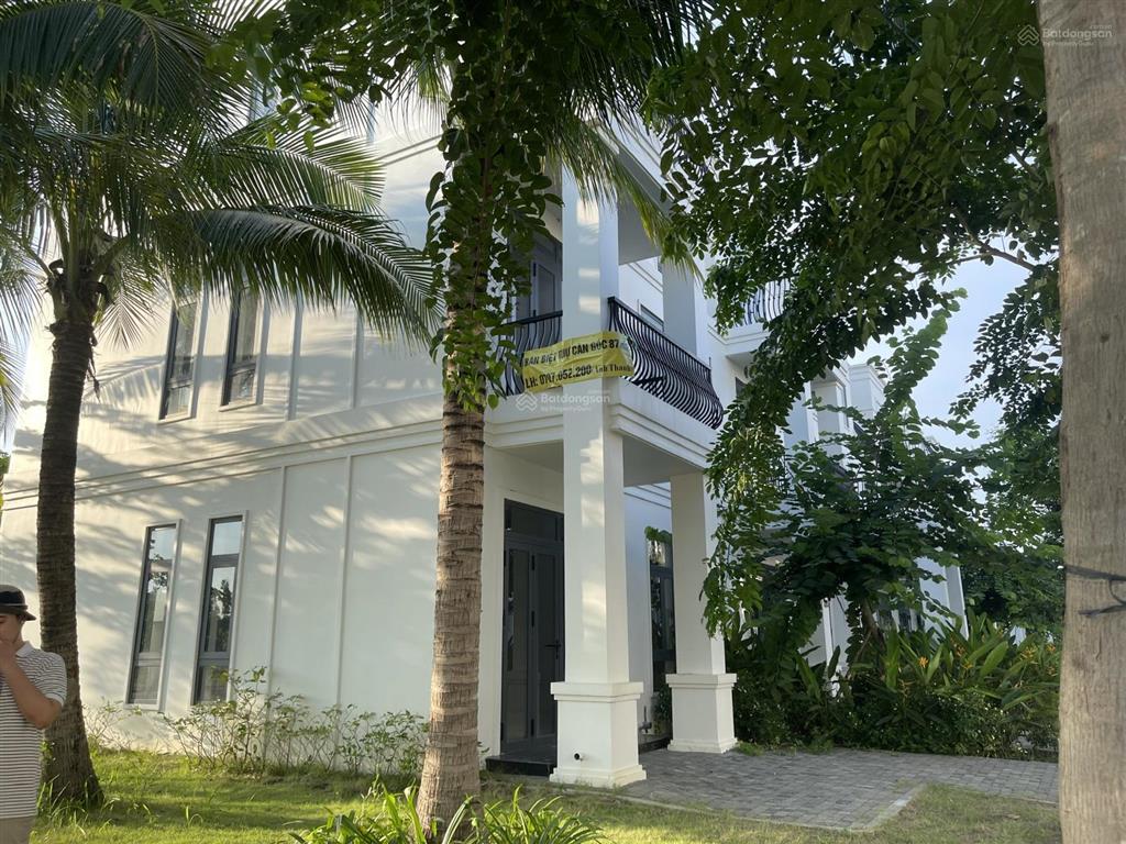 Bán biệt thự mini west lakes golf and villas đức hòa  long an
