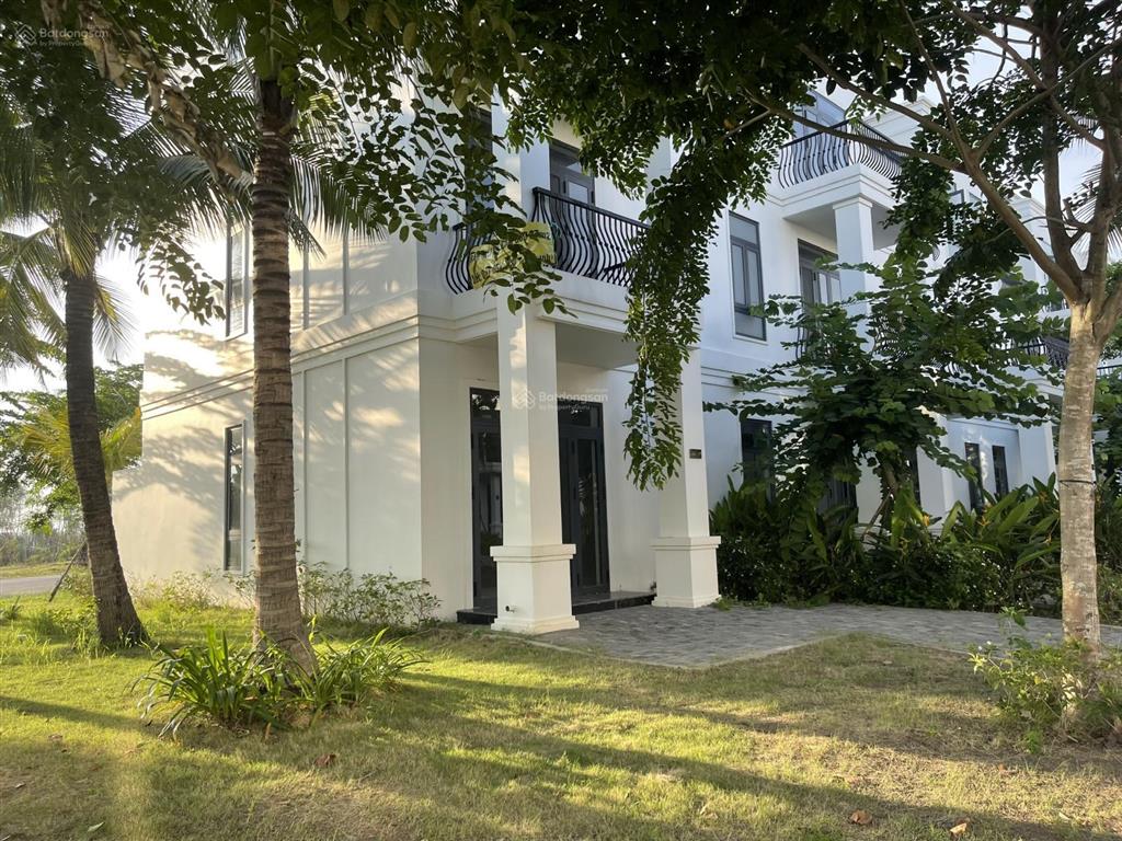 Bán biệt thự mini west lakes golf and villas đức hòa  long an