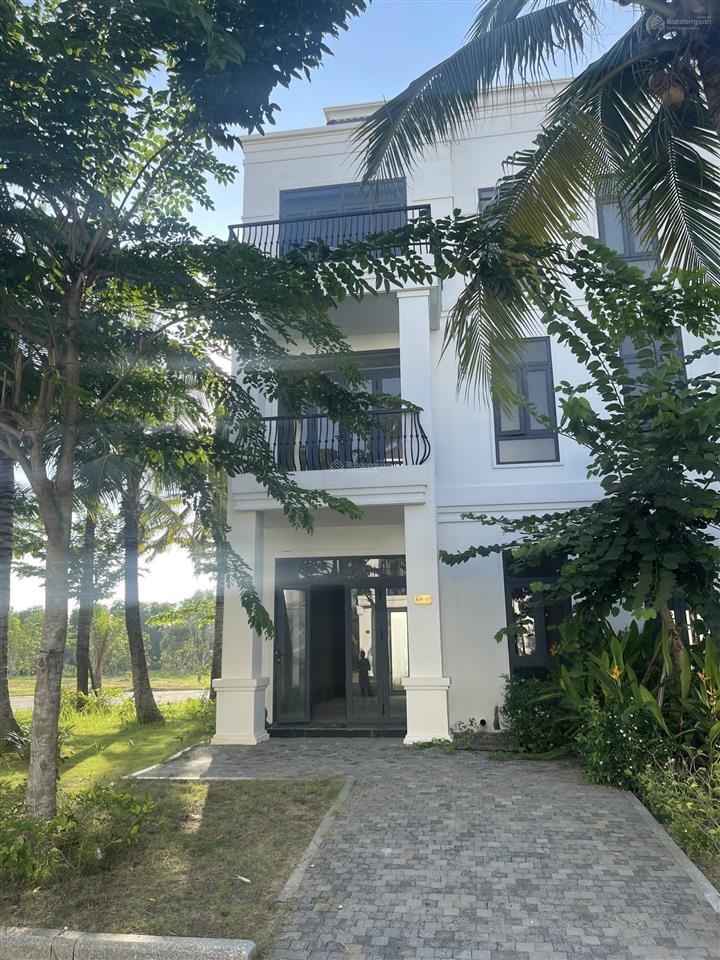 Bán biệt thự mini west lakes golf and villas đức hòa  long an