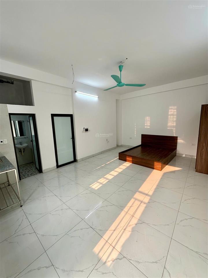 Phòng trọ cách cầu tó 3km, gần cđ công nghệ bách khoa,  0949 519 ***