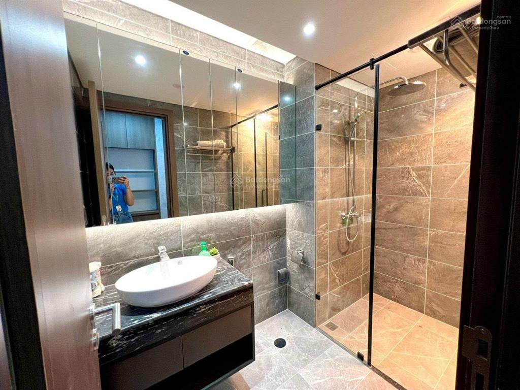 Gấp! bán căn góc 3 phòng ngủ chung cư golden park cầu giấy, tầng đẹp, hướng đông nam