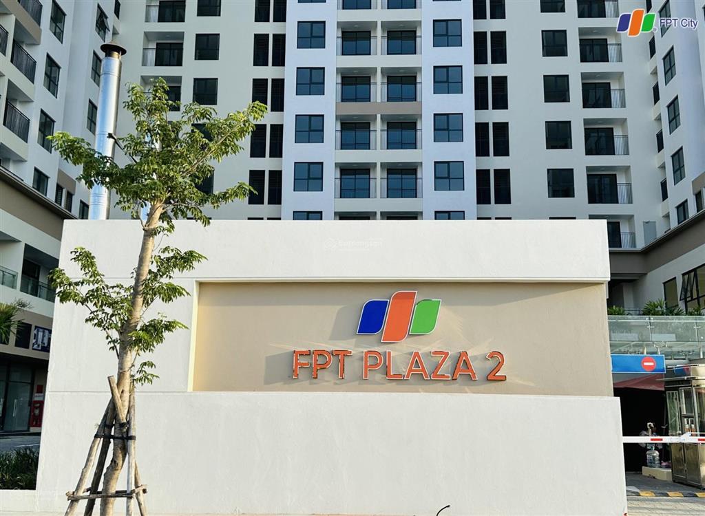 Plaza 2  căn hộ 2pn rộng 75m2 không nội thất cho thuê vào ở ngay