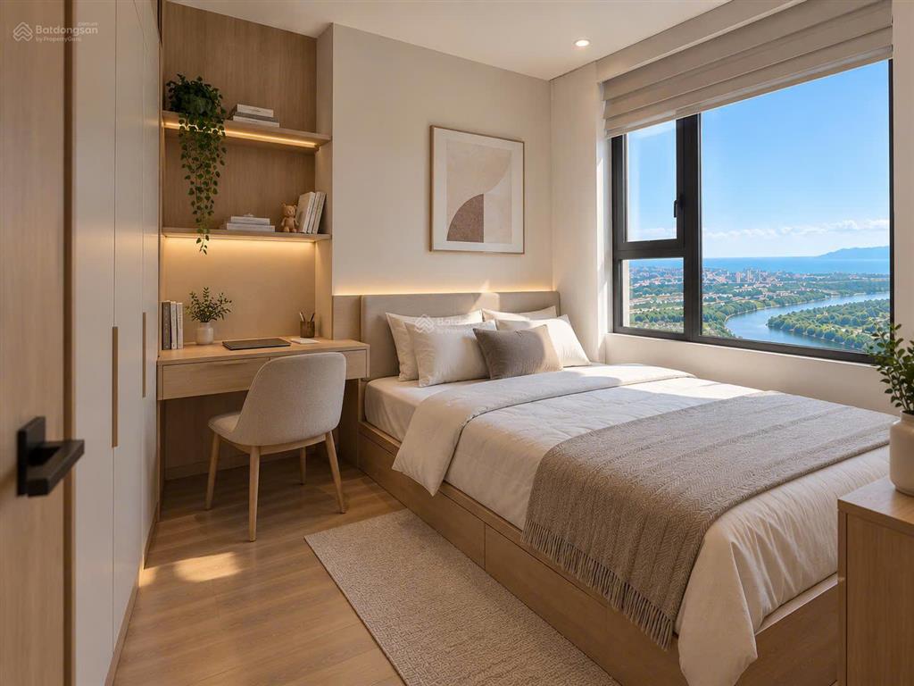 Plaza 4  căn 2pn mã n.29 tầng cao, view trực biển, sông, hồ bơi rất đẹp.