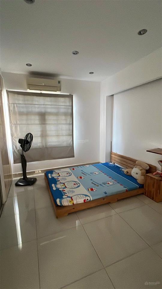 Cần bán gấp chung cư b5, đường 12b, phường 03, quận 4. diện tích 80m2,