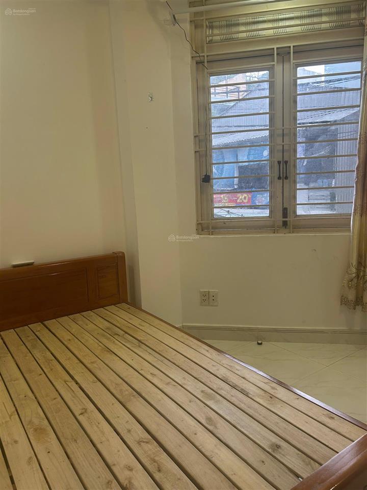 Phòng 20m2 cho thuê đường nguyễn cảnh chân q1 hcm