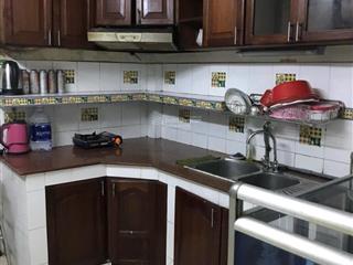 Cần cho thuê gấp nhà nguyên căn hẻm 150 bến vân đồn, quận 4