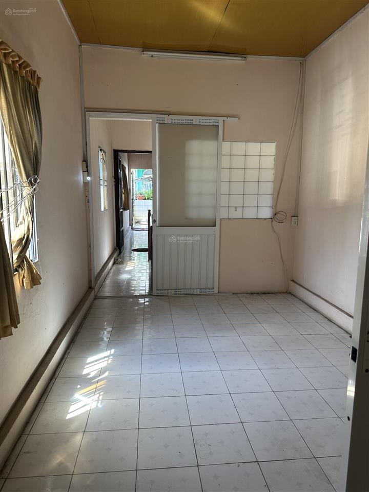 Cần cho thuê nhà hẻm 233 nguyễn trãi, phường nguyễn cư trinh, quận 1
