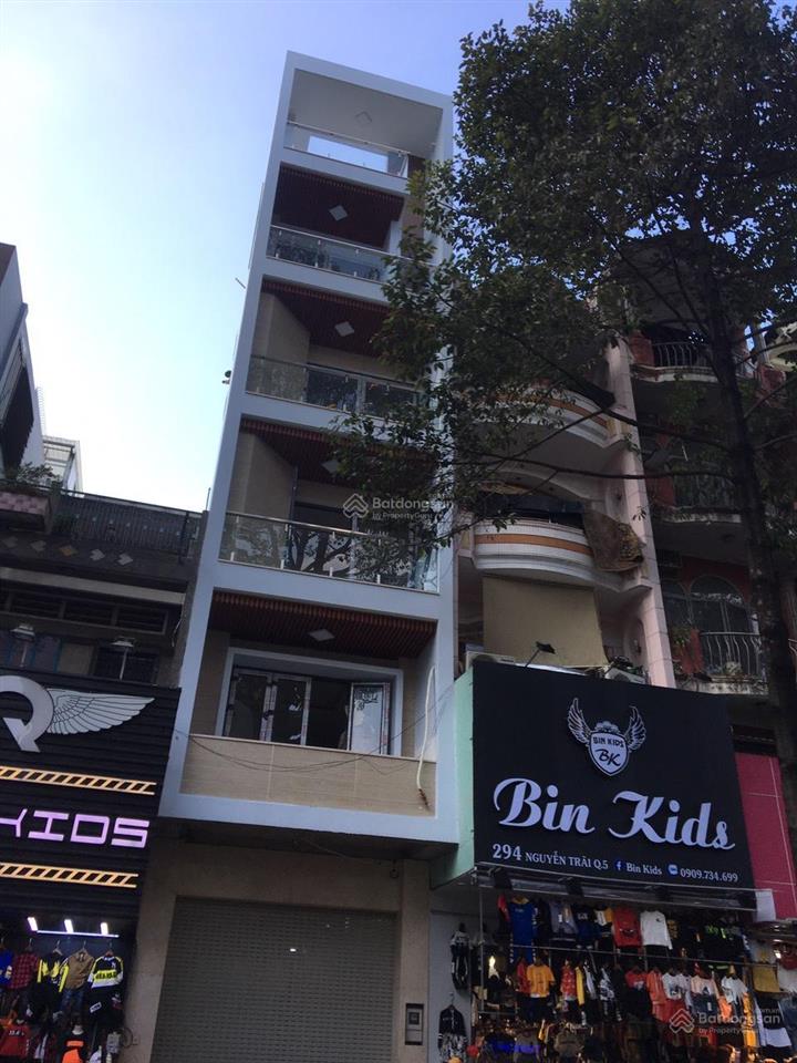 Bán gấp nhà mặt tiền hậu giang phường 2 quận 6 dt 4m x20m kế bên chợ bình tây 5 lầu nhà mới dt