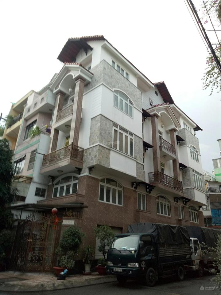 Bán gấp nhà góc 2 mặt tiền phố vàng nhiêu tâm ngay chợ hòa bình quận 5 dt 5m x 24m giá 40 tỷ