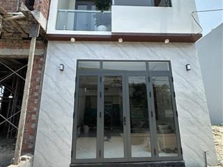 Nhà 2 tầng mới hiện đại, full nội thất và thiết bị điện tử