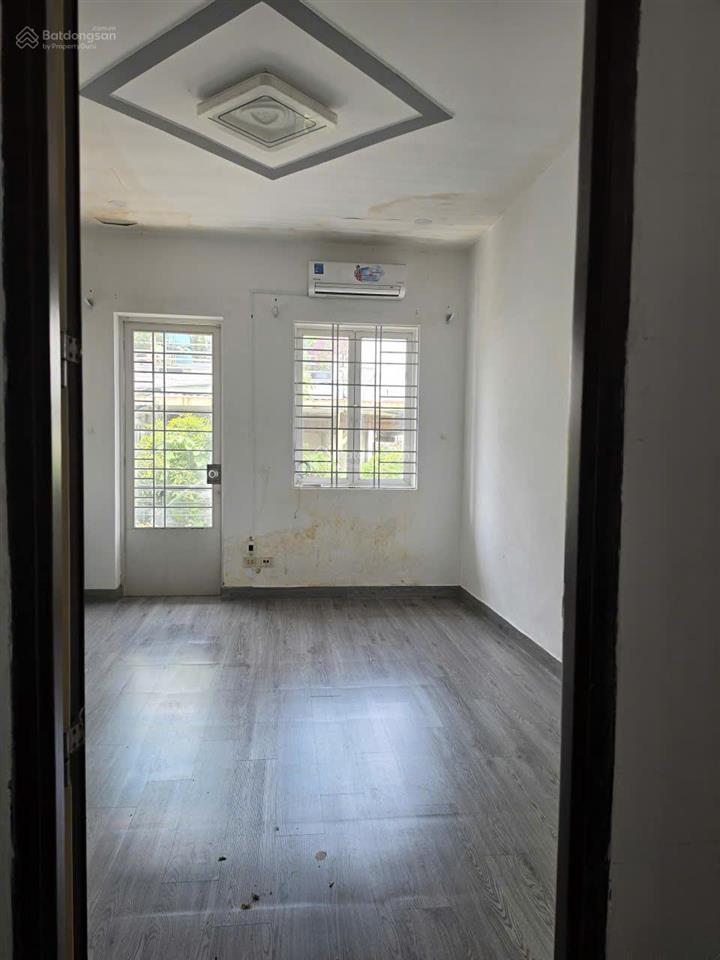 Cho thuê nhà nguyên căn 52/1 nguyễn đình chiểu, phường 4, phú nhuận