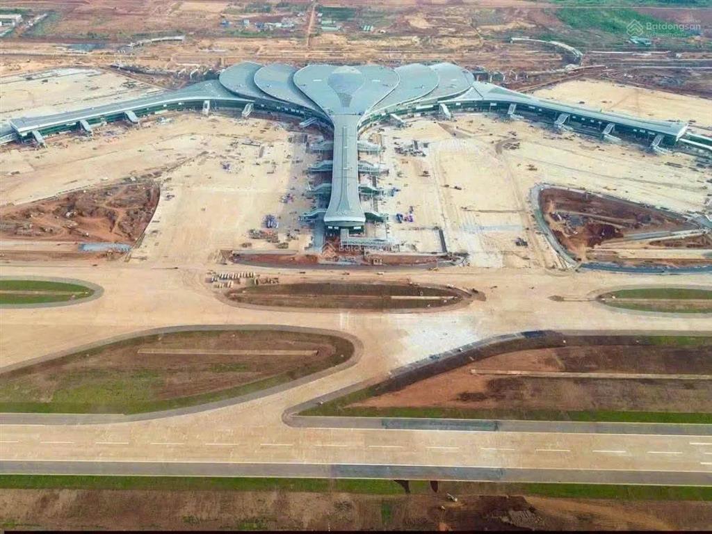Quỹ đất lớn gần sân bay quốc tế long thành hơn 1.248,3m2 full thổ cư  giá chỉ 10 tr 900 nghìn /m2