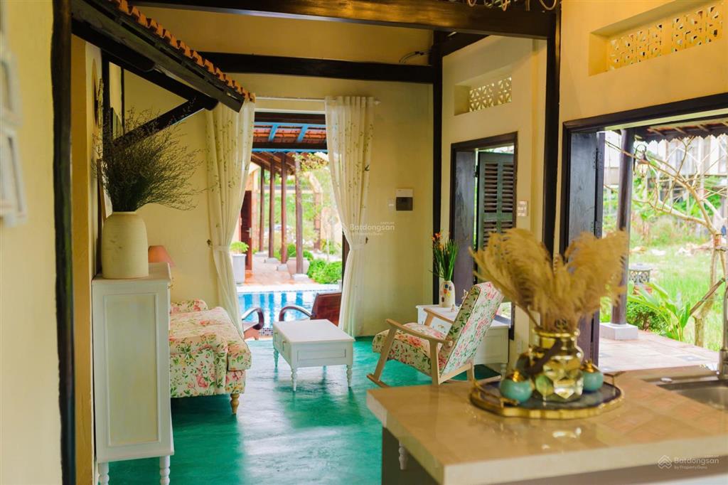 Tuyệt phẩm! villa view lúa siêu đẹp, sẵn hồ bơi và nội thất đang kinh doanh, hàng hiếm, giá đầu tư