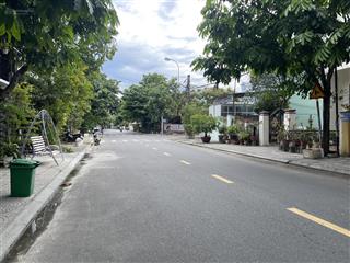 Cần tiền bán quá rẻ! căn nhà xây 2 tầng cực đẹp, đường nguyễn đức cảnh, vị trí đắc địa hội an