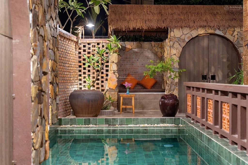 Bán villa view lúa tuyệt đẹp, ngay khu an mỹ, hội an, đầy đủ nội thất, dòng tiền đều hàng tháng.