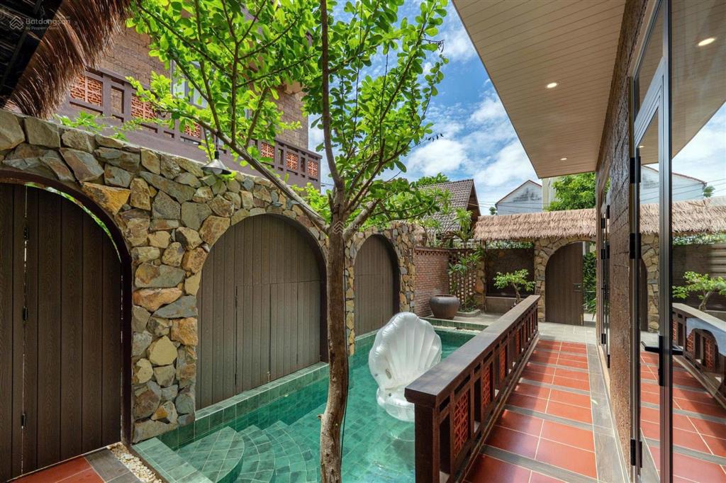 Bán villa view lúa tuyệt đẹp, ngay khu an mỹ, hội an, đầy đủ nội thất, dòng tiền đều hàng tháng.