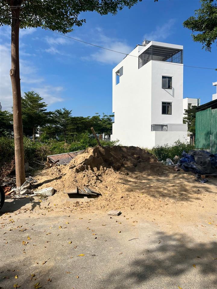 Sang nhanh giá tốt lô đất 90m2 gần chung cư 27 tầng sắp xây tại mipeco nha trang