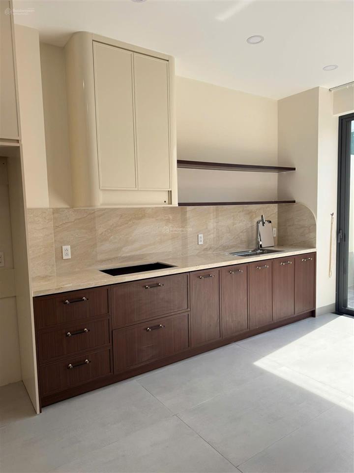 Bán nhà mới diện tích 130m2, đang cho thuê 45tr/th gói 5 mỹ gia, nha trang chỉ 10,5 tỷ