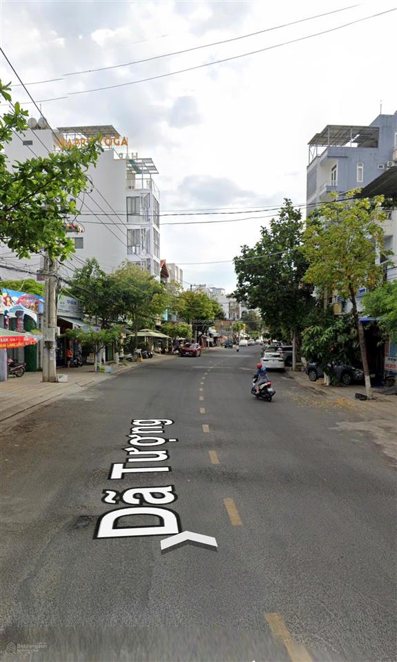 Bán nhà 4 tầng mặt tiền đường dã tượng, cách biển chỉ 900m, cạnh chợ bình tân chỉ 13,5 tỷ