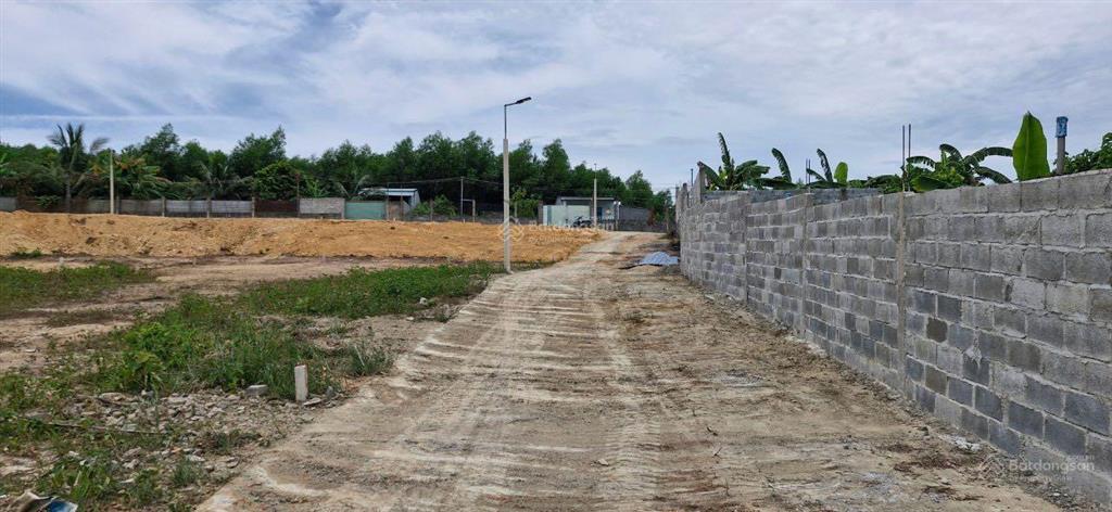 Chào bán lô 120m2 trung tâm thôn xuân phú, xã hòa sơn, đường ô tô tận nơi, giá 1.19tỷ, 0905 556 ***