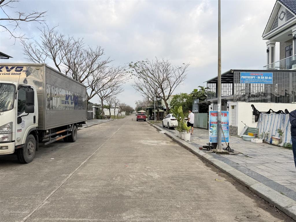 Bán lô đất cạnh cấp 2 đàm quang trung tại a2 lô 1 b2.54 kẹp lối thoát hiểm golden hills hoà hiệp