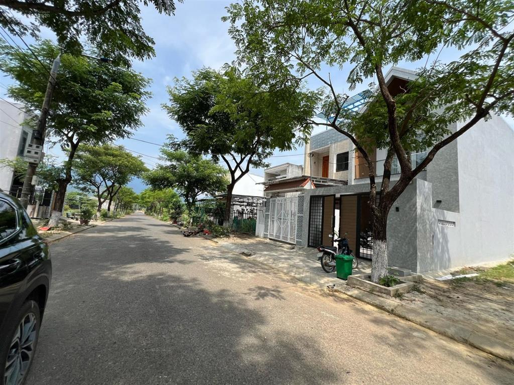 Đất hòa ninh 2  đường 7.5m dt 120m giá 1.95ty giá tham khảo tốt trong khu vực 0905 556 ***