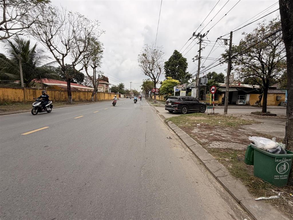 Bán đất đường 10,5m  lê trọng tấn, an khê  đà nẵng giá chỉ 5.25tỷ/ 100m siêu rẻ