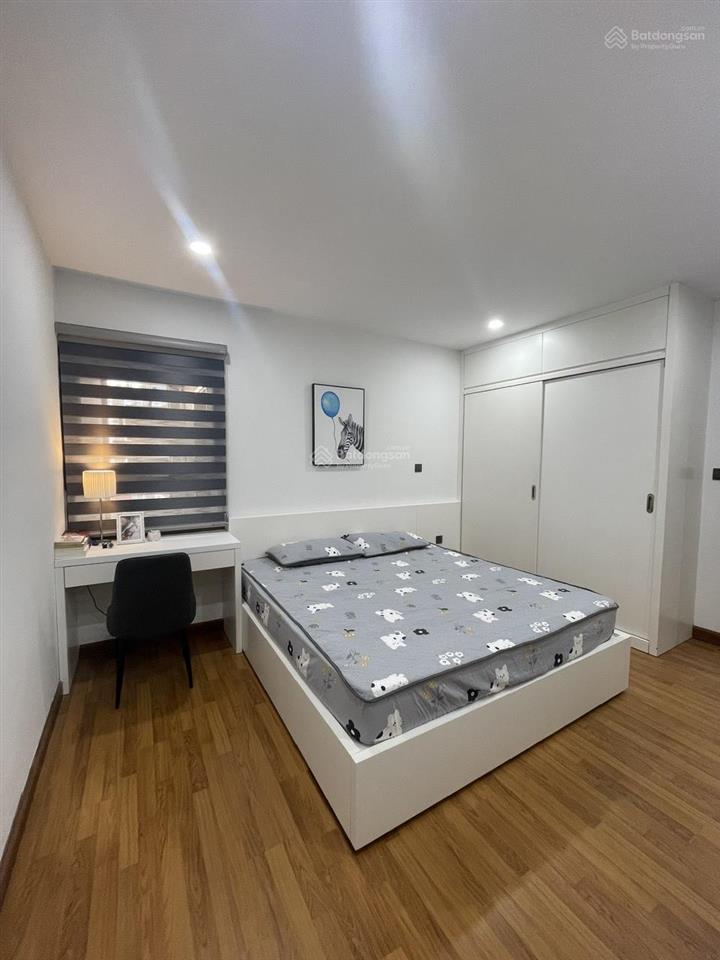 Chính chủ bán căn hộ 2 phòng ngủ home city 0985 555 ***