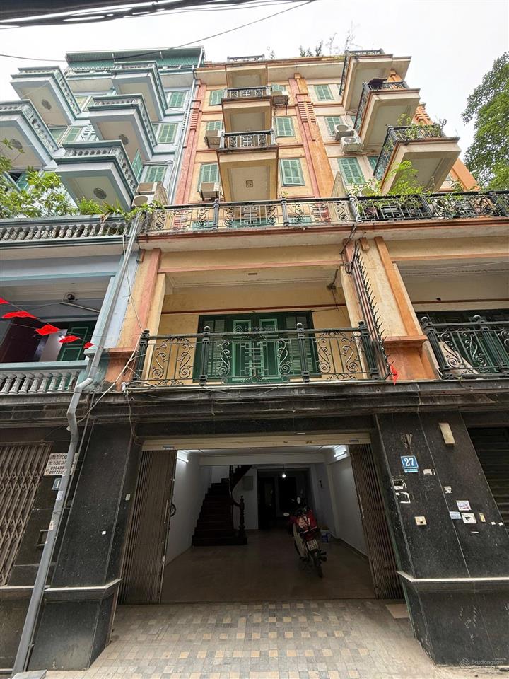 Cần cho thuê nhà 7 tầng có thang máy đường lạc long quân 0985 555 ***