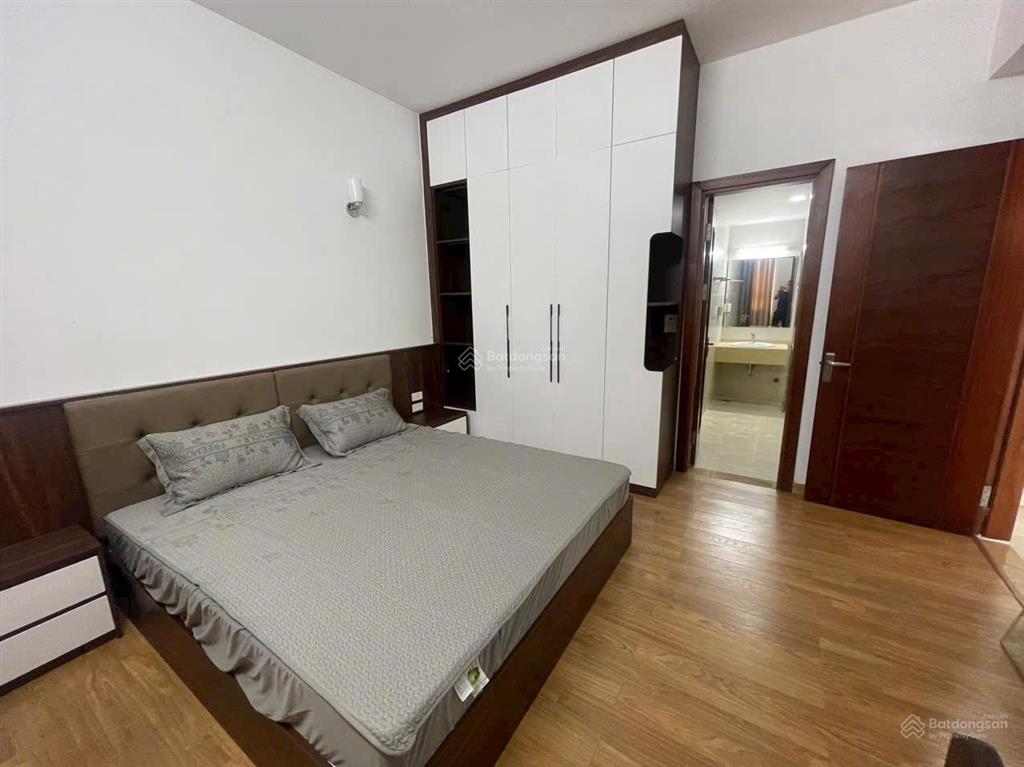 Cho thuê 3 phòng ngủ chung cư green park đường dương đình nghệ, cầu giấy 0985 555 ***