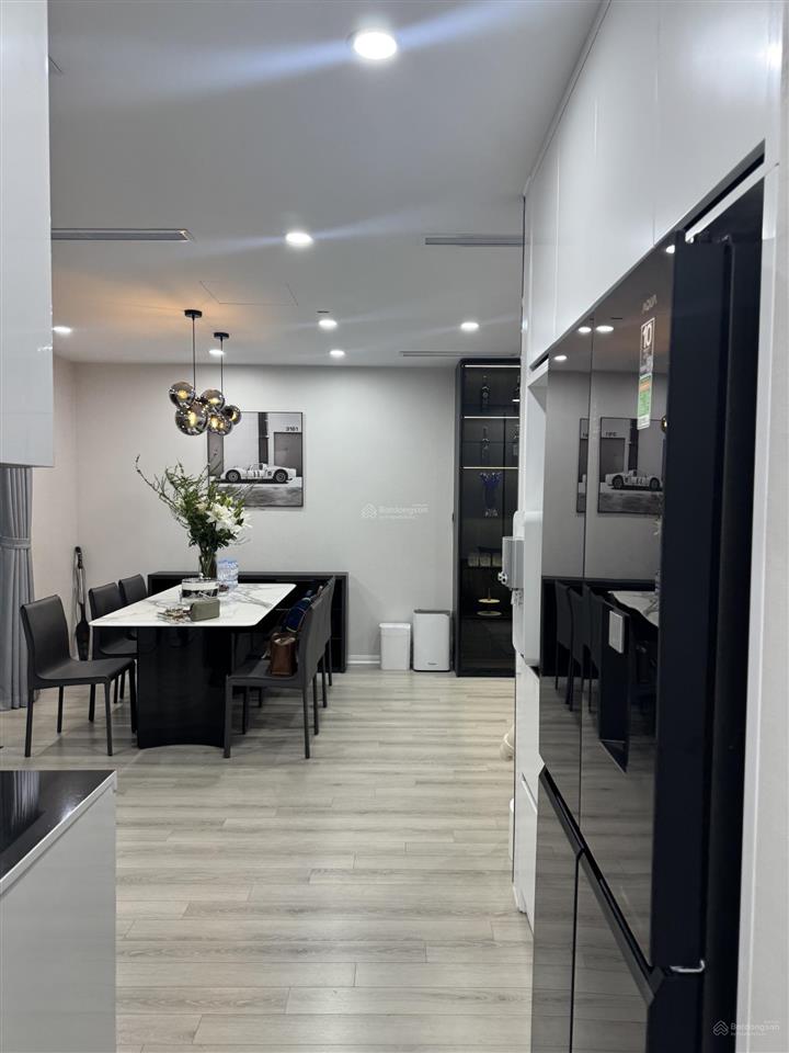 Cần bán gấp chung cư home city, 3 phòng ngủ 0985 555 ***
