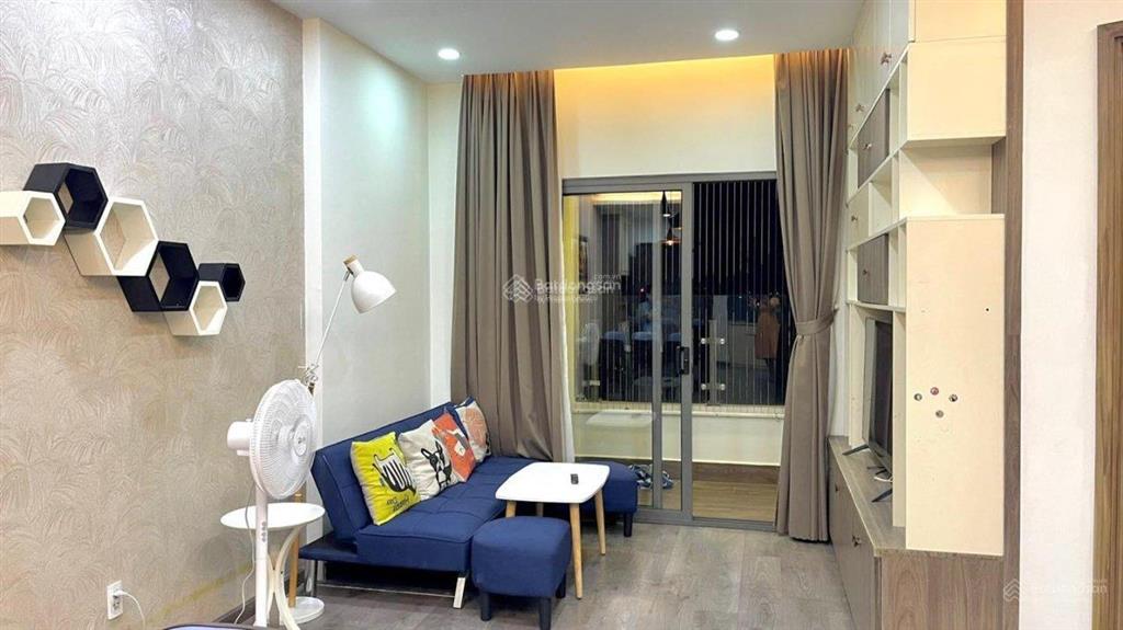 Bán gấp !!! căn hộ 2+1, hướng đb, y hình, giá bán 8ty950, bao hết chi phí, hdmb   0901 632 ***