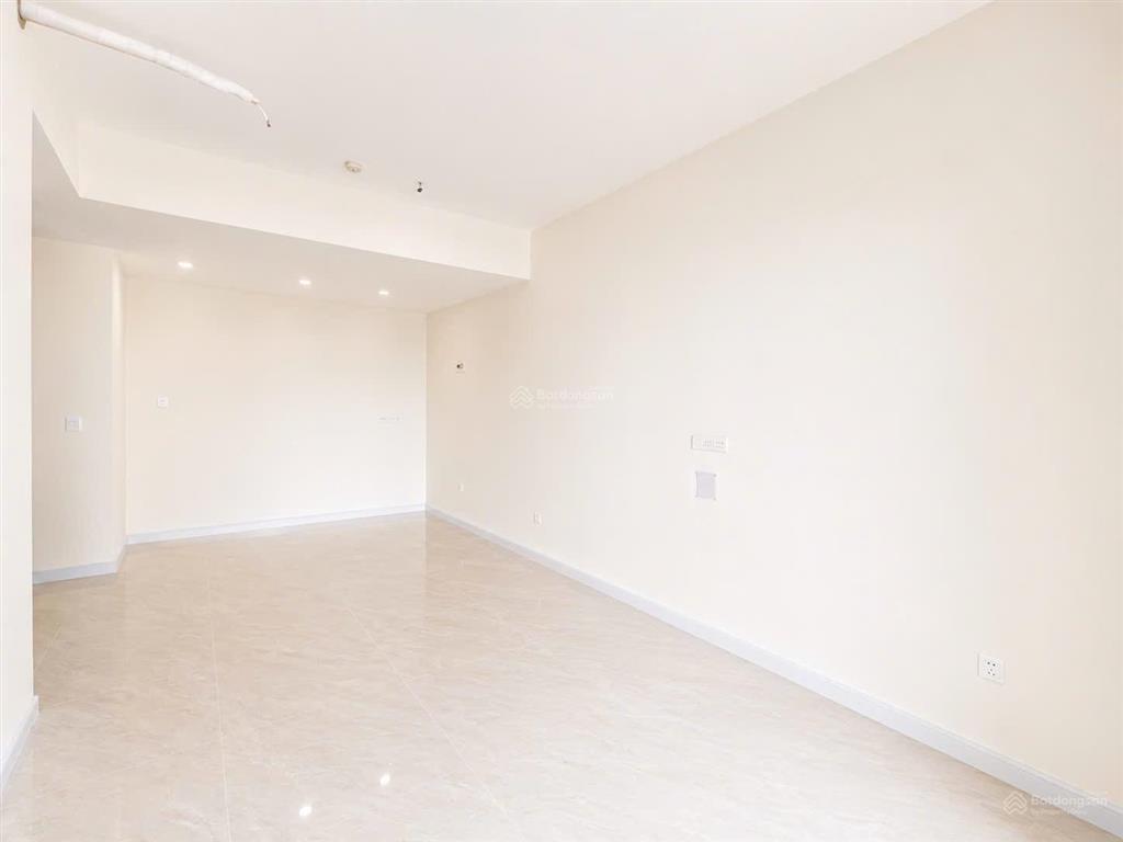 Căn hộ mới, 2pn/2wc, 74m2, giá thuê chỉ 14 triệu net, hoàn thiện cơ bản  victoria village