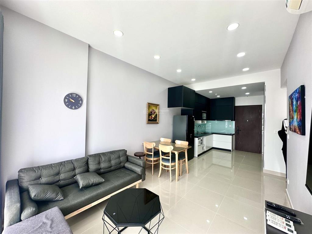 Cho thuê, căn hộ 2pn/2wc, 71m2, giá thuê 18 triệu bao phí qly và internet   0901 632 ***