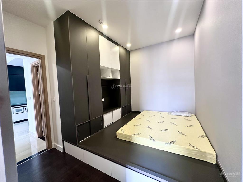Cho thuê, căn hộ 2pn/2wc, 71m2, giá thuê 18 triệu bao phí qly và internet   0901 632 ***