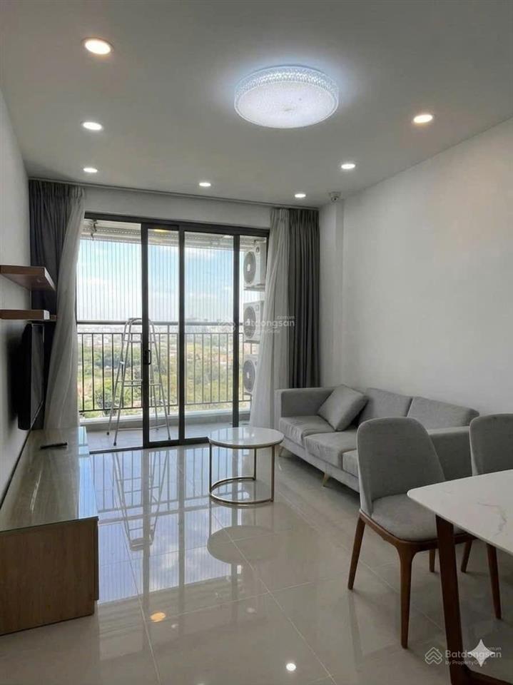 Cho thuê căn hộ 2pn/2wc, 69m2, giá thuê 18tr chưa phí, view đẹp, tháp a  0901 632 ***