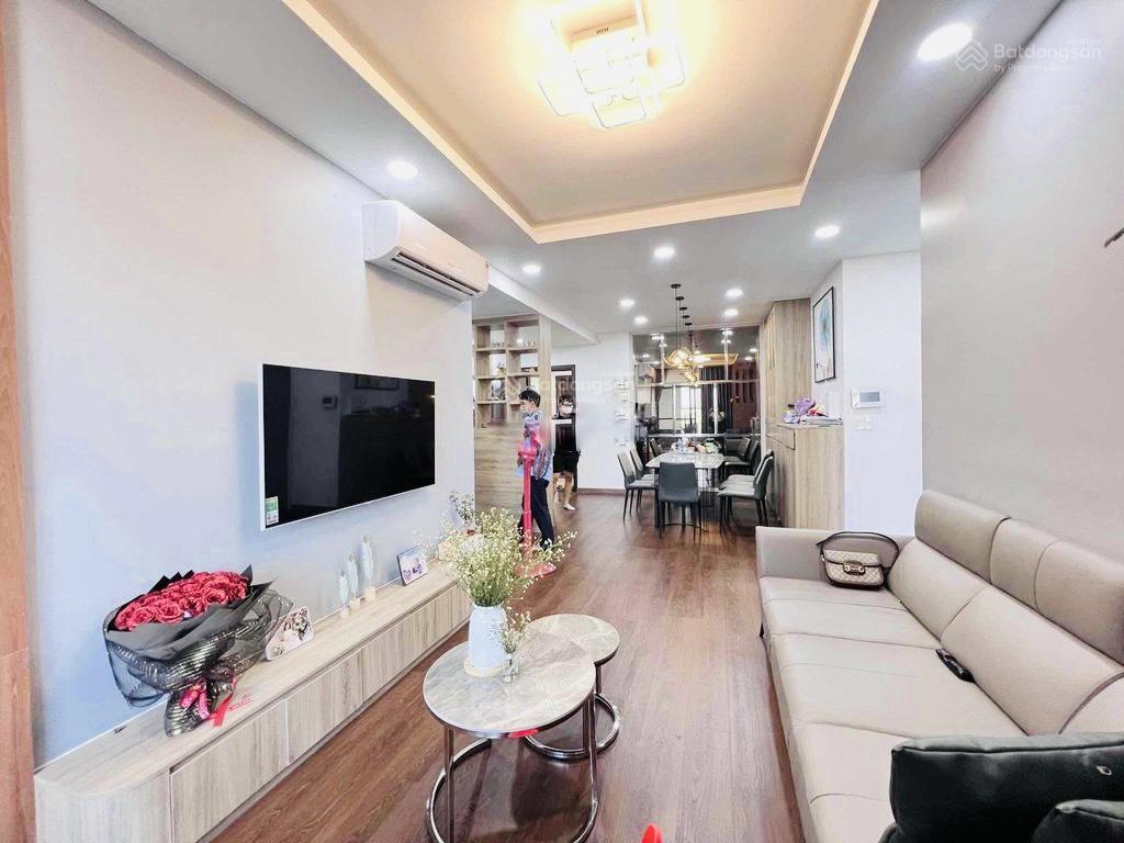 Cho thuê chcc căn 2pn/2wc, 73m2, giá thuê 17tr net, chưa phí qly   xem nhà 0901 632 ***