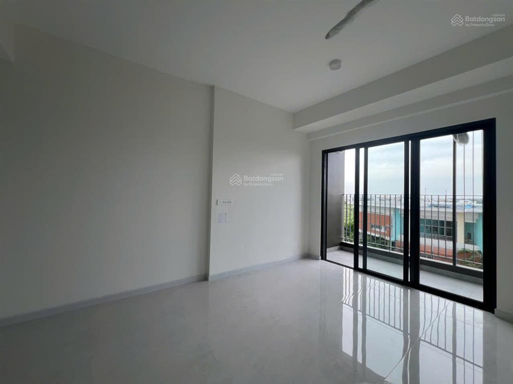 Cho thuê, căn hộ 3pn/2wc, 95m2, căn góc, giá 20tr chưa phí   0901 632 ***