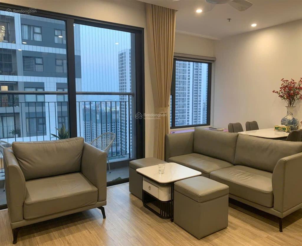 Bán gấp căn góc 2n+ full nội thất phân khu sakura vinhomes smart city